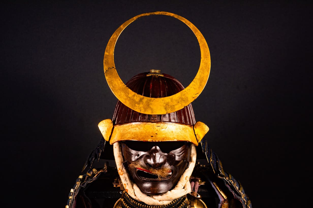 Edo period samurai Kabuto with crescent moon crest — 2 of 28