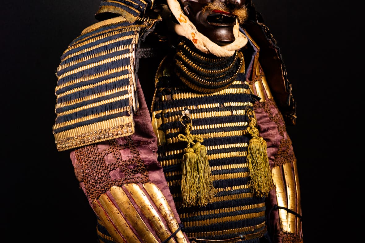 Edo period samurai Kabuto with crescent moon crest — 8 of 28