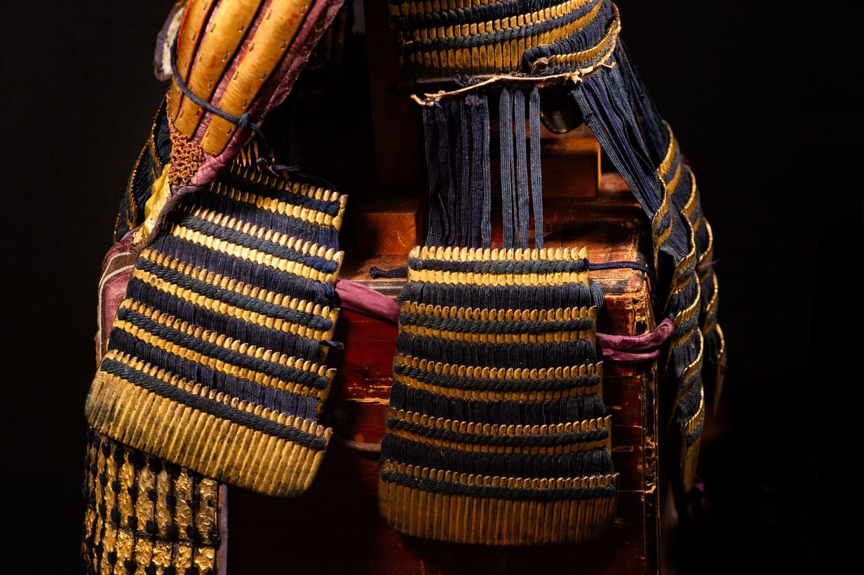 Edo period samurai Kabuto with crescent moon crest — 15 of 28