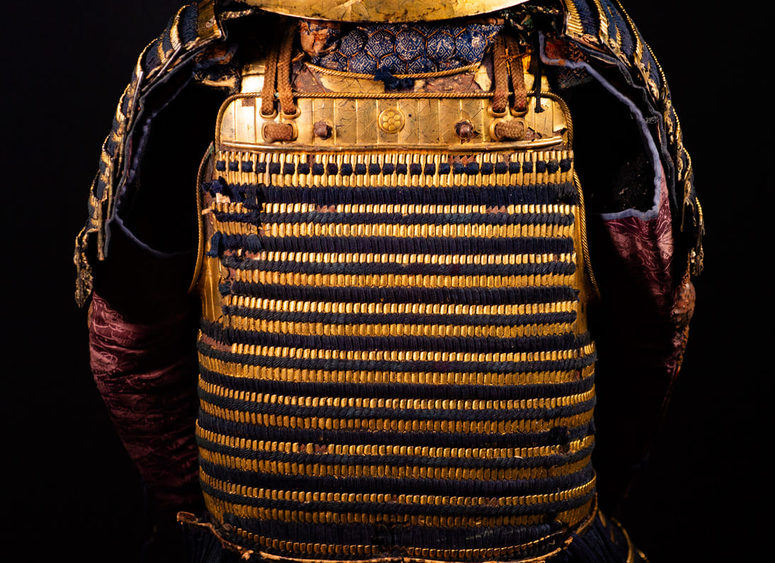 Edo period samurai Kabuto with crescent moon crest — 21 of 28