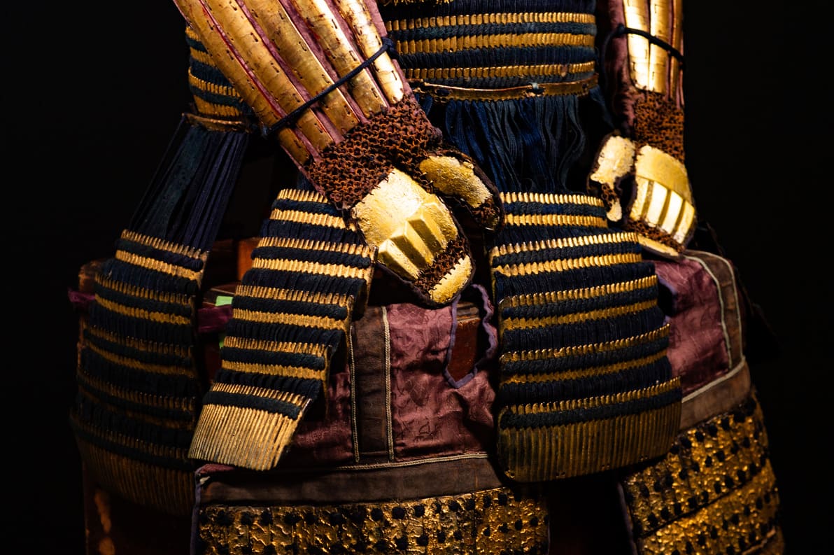 Edo period samurai Kabuto with crescent moon crest — 28 of 28