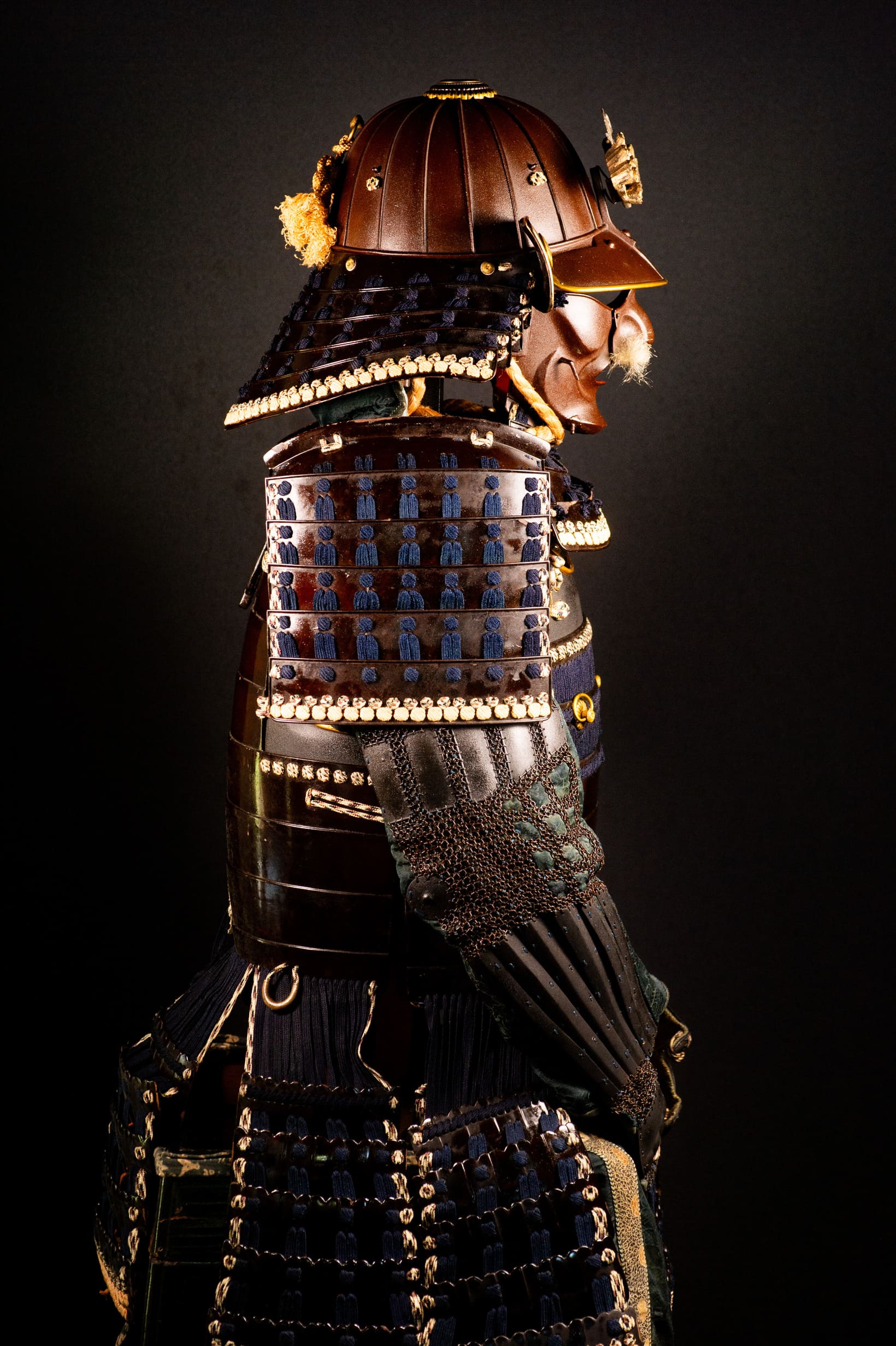 A fine Japanese armour (Tōsei Gusoku) — 8 of 25