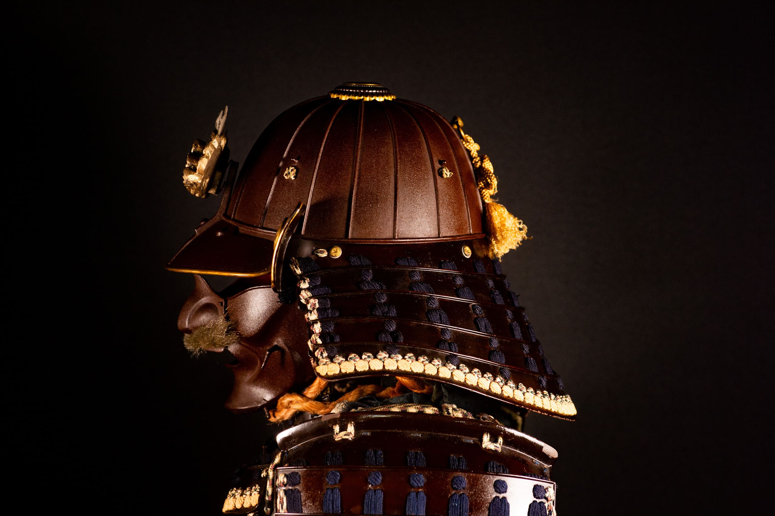 A fine Japanese armour (Tōsei Gusoku) — 17 of 25
