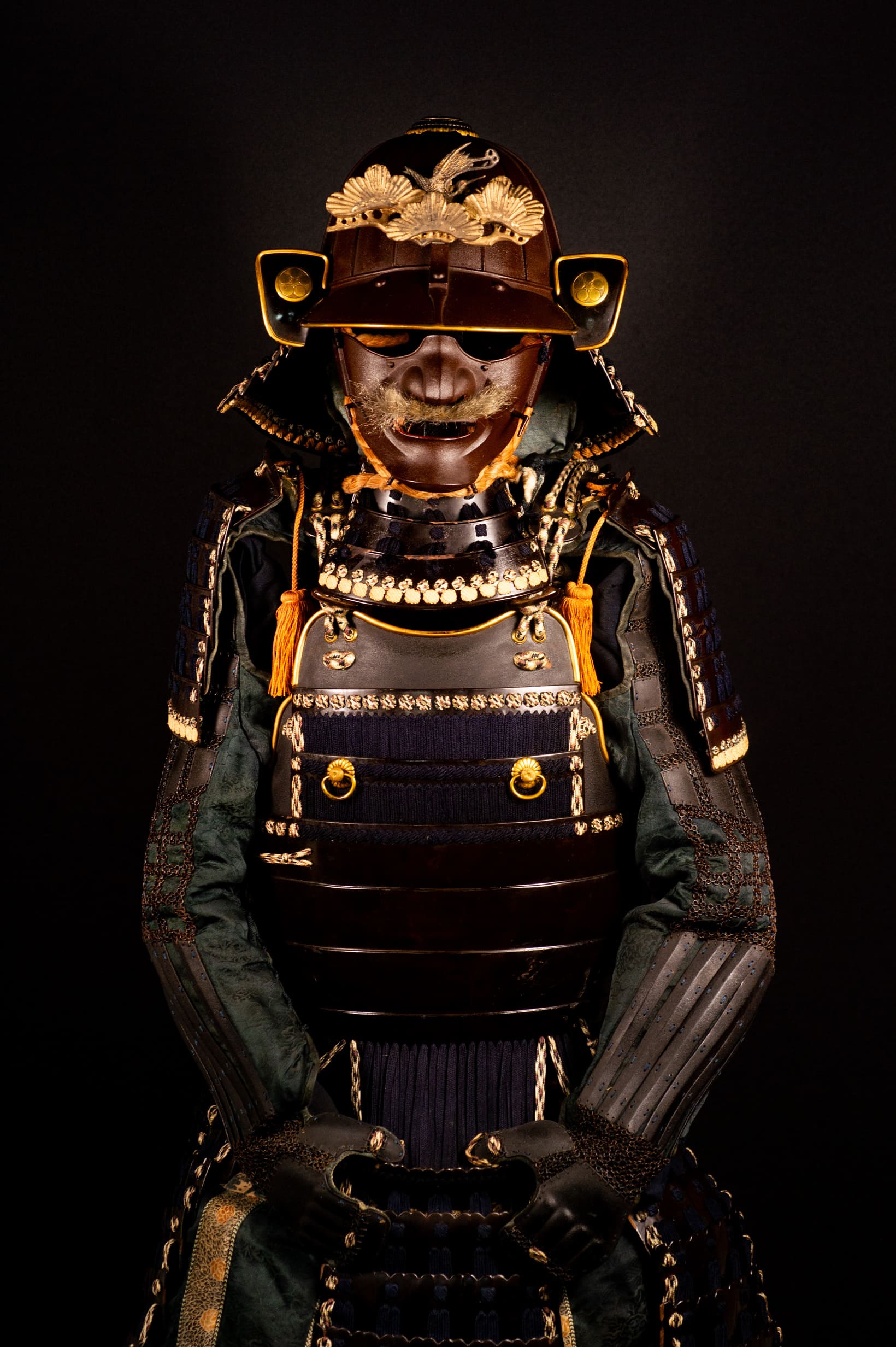 A fine Japanese armour (Tōsei Gusoku) — 24 of 25