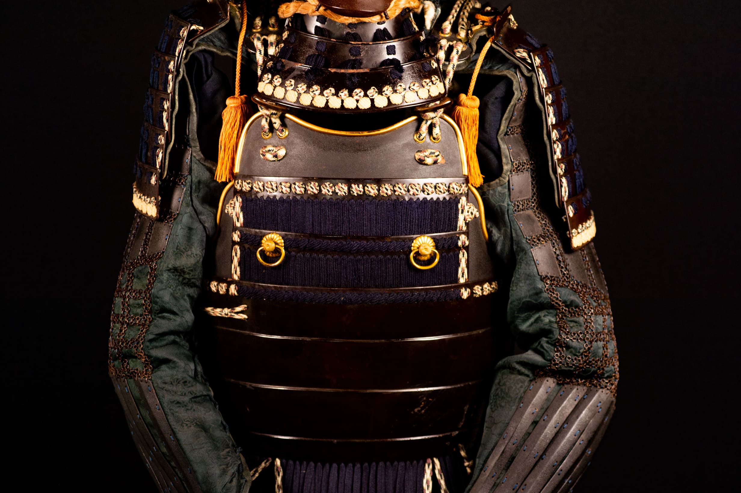 A fine Japanese armour (Tōsei Gusoku) — 25 of 25