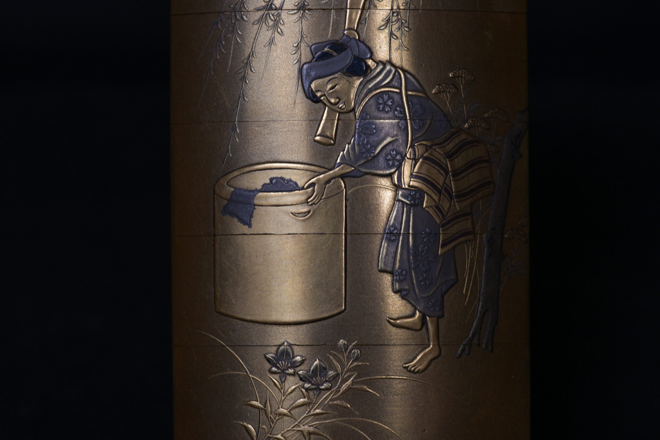 Inro Makie Shibayama Lady — 6 of 7