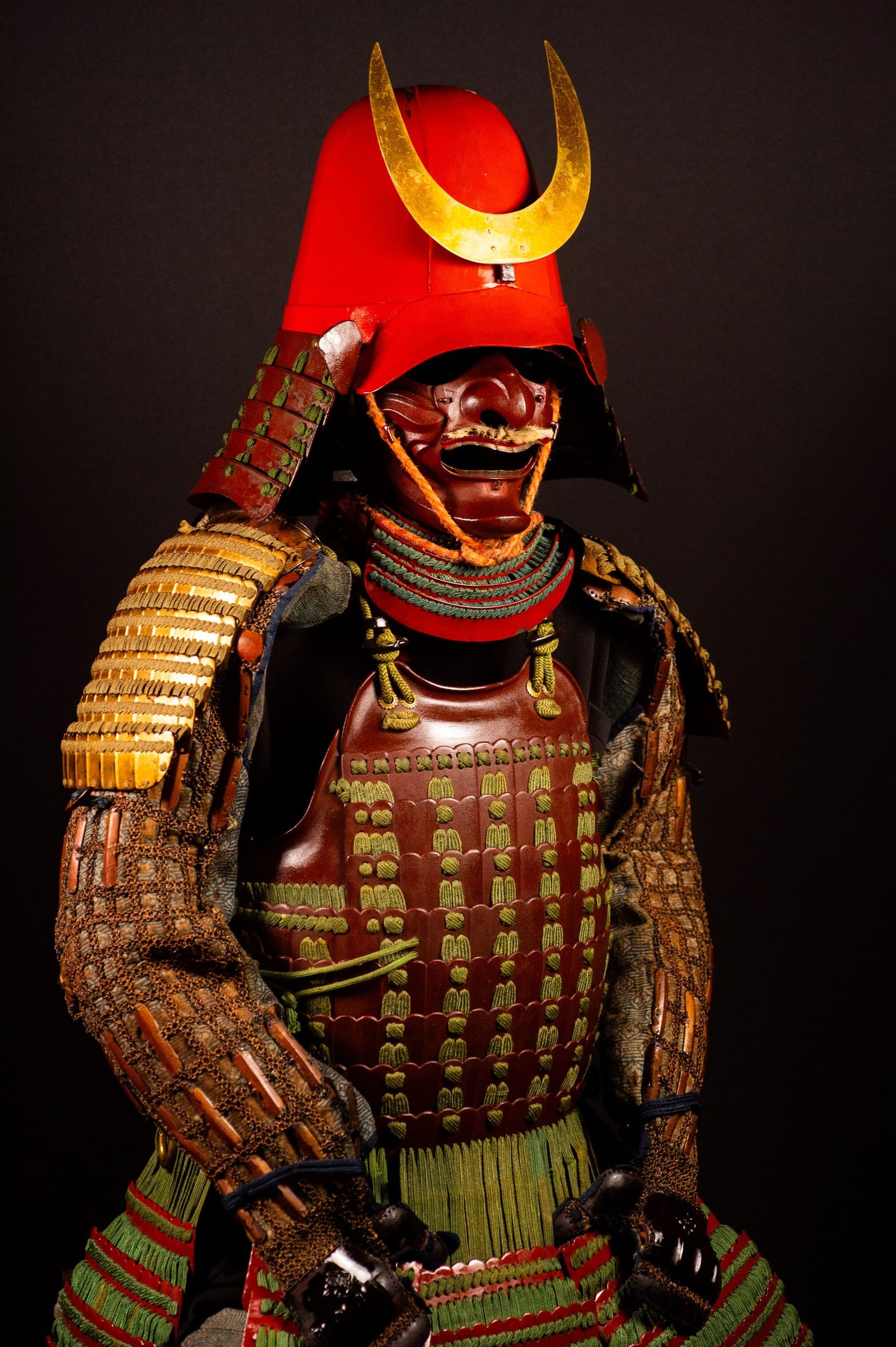 Certified Japanese Samurai Armor (Gusoku) – Red Lacquer Nimai-Dō and Moegi Lacing | Early Edo Period — 23 of 28