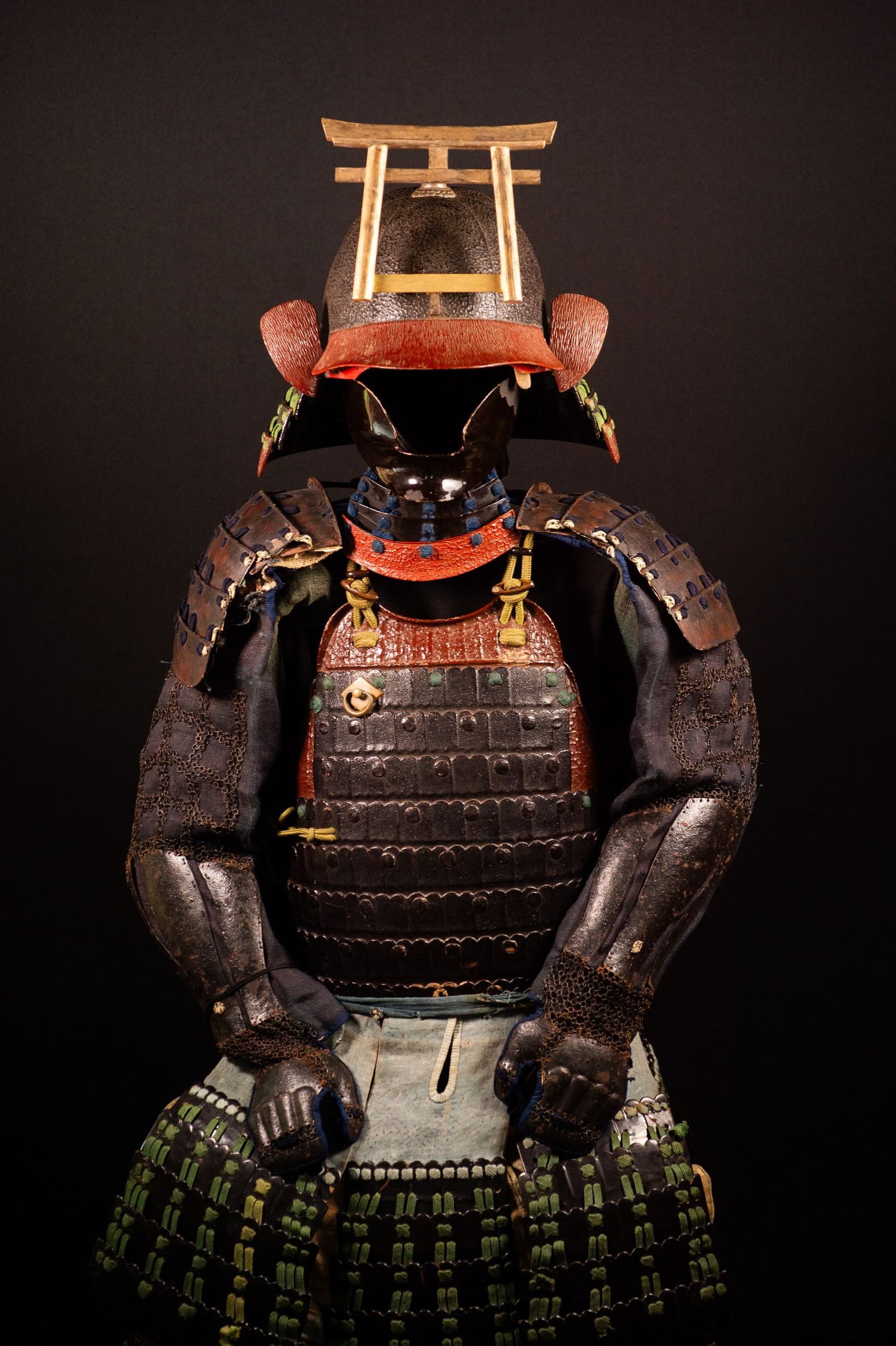 Japanese Samurai Armor Tōsei Gusoku with Torii Maedate — 2 of 22