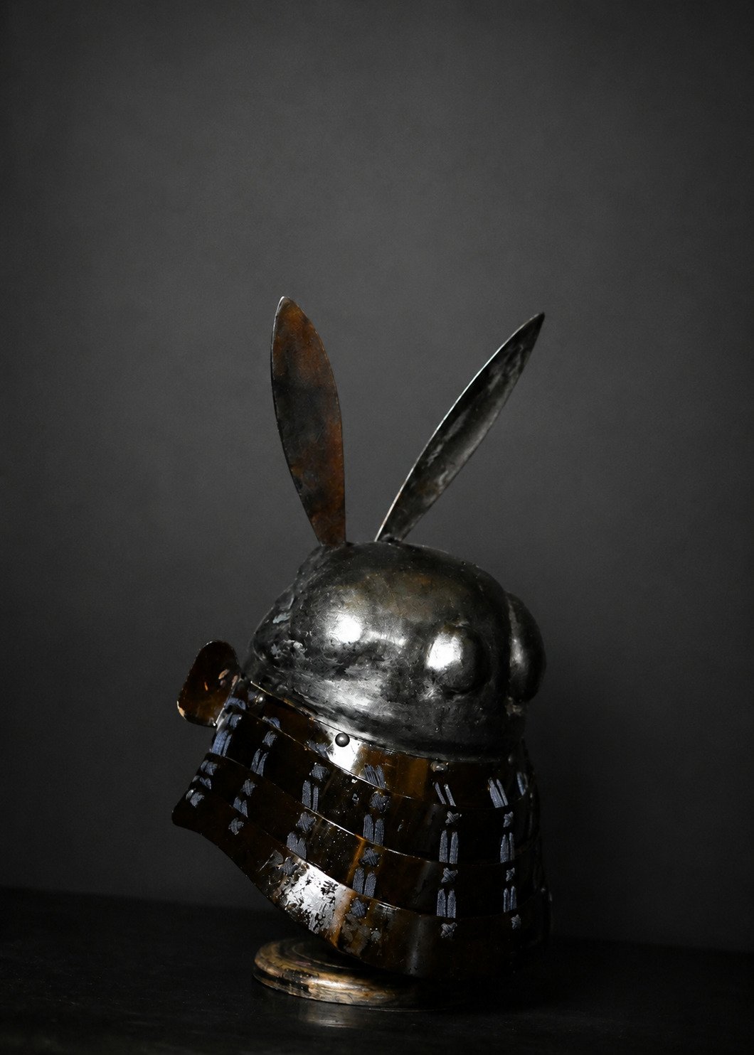 Edo Usagi-nari Kawari Kabuto – Silver-Foiled Rabbit Helmet — 10 of 15