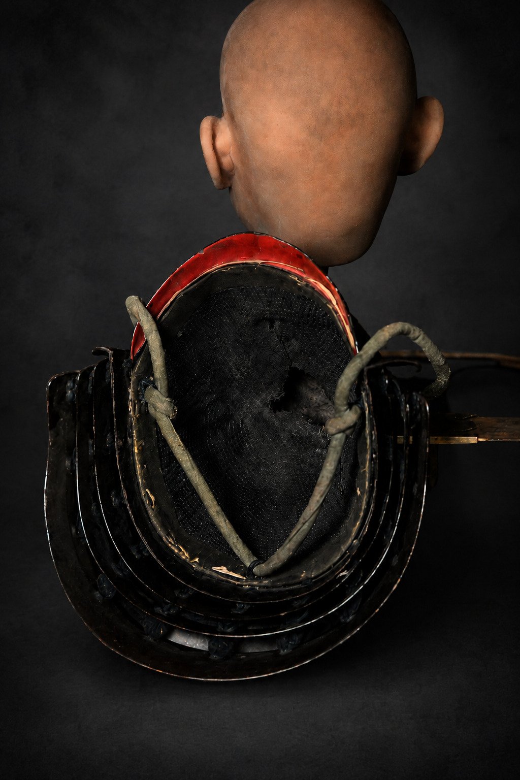 Zunari Kabuto with Gold Crescent Wakidate – Edo Period — 10 of 11