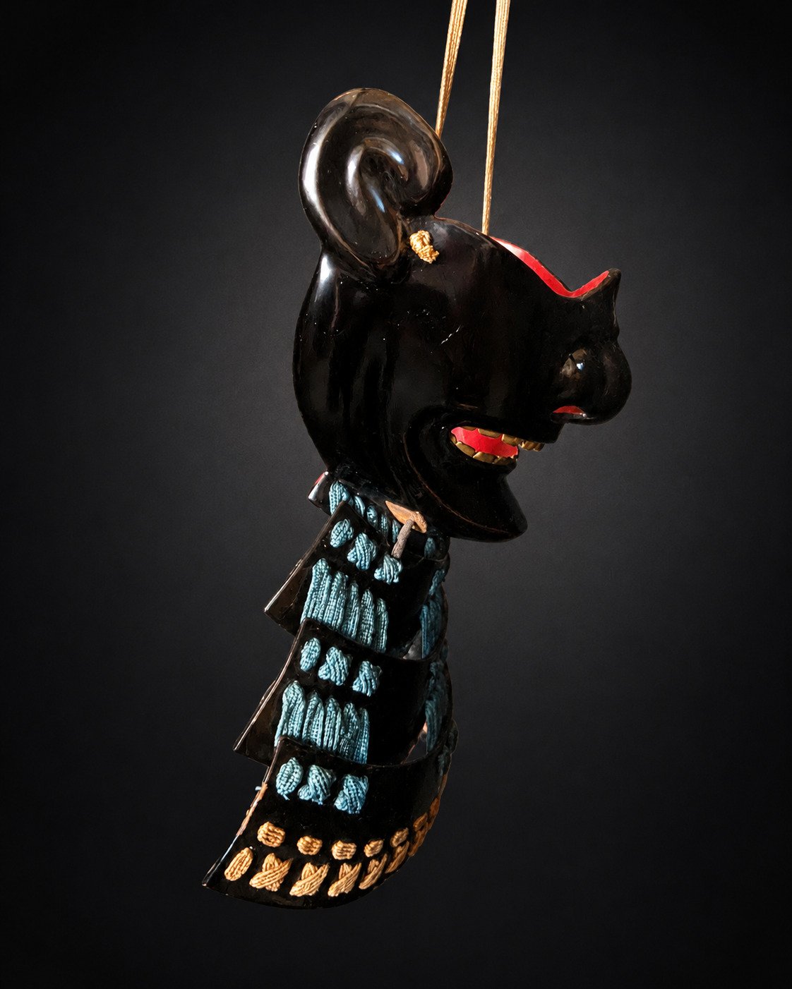 Edo Period Nerikawa Mempō with Three-Lame Yodare-kake – Black Lacquer — 6 of 8