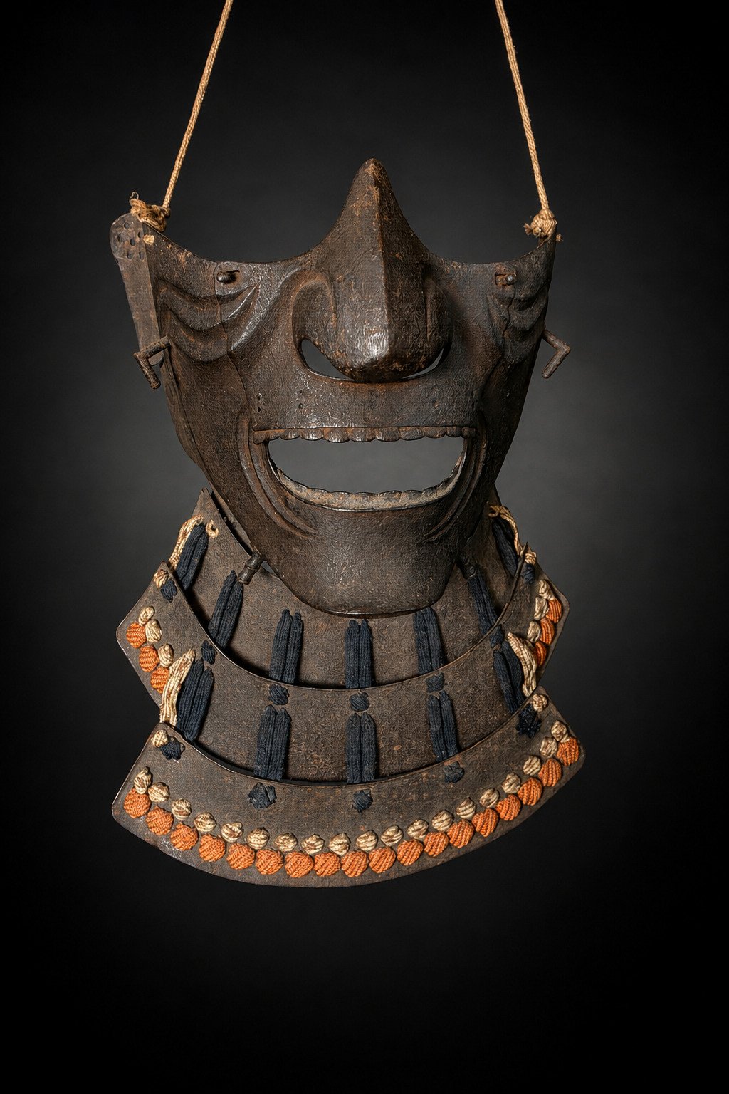 Edo Period Iron Mempō with Three-Lame Yodare-kake – Russet Lacquer — 2 of 8