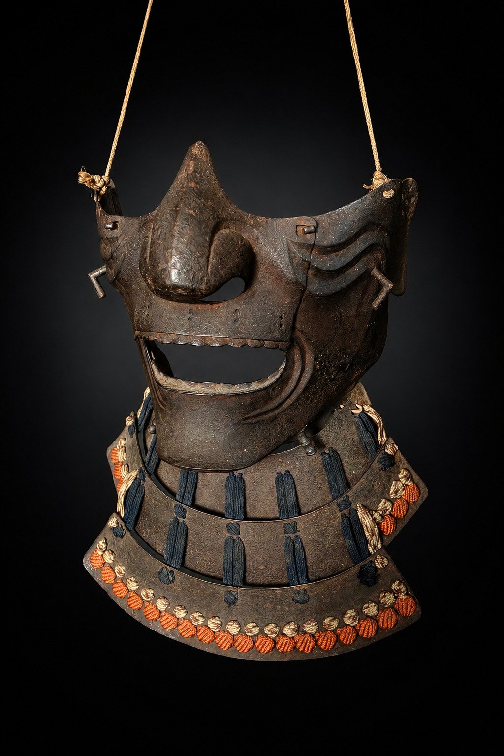 Edo Period Iron Mempō with Three-Lame Yodare-kake – Russet Lacquer — 3 of 8
