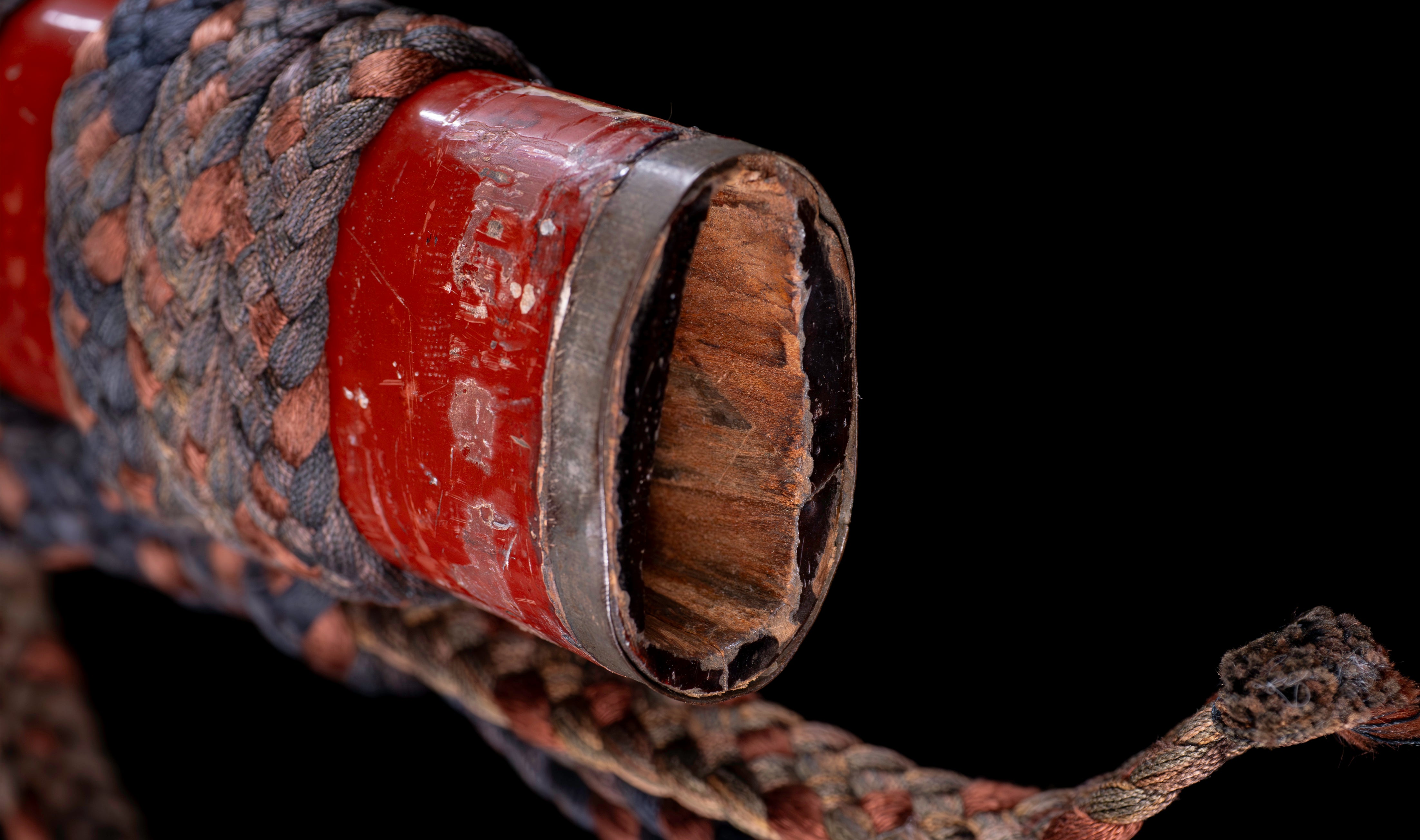 Antique Japanese Katana: Vermilion Lacquer Saya, Sparrow Fuchi-Kashira — 23 of 46