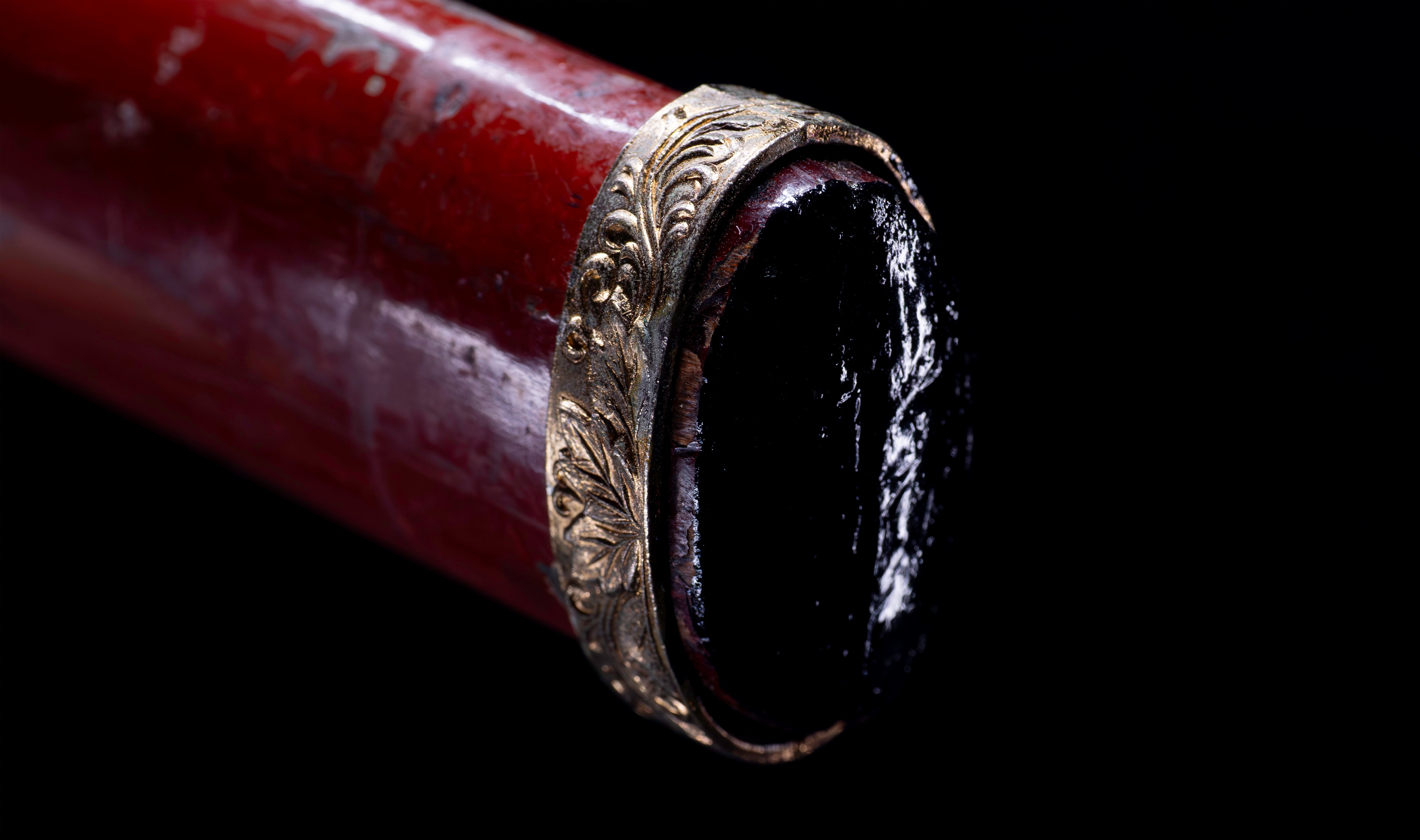 Antique Japanese Katana: Vermilion Lacquer Saya, Sparrow Fuchi-Kashira — 40 of 46