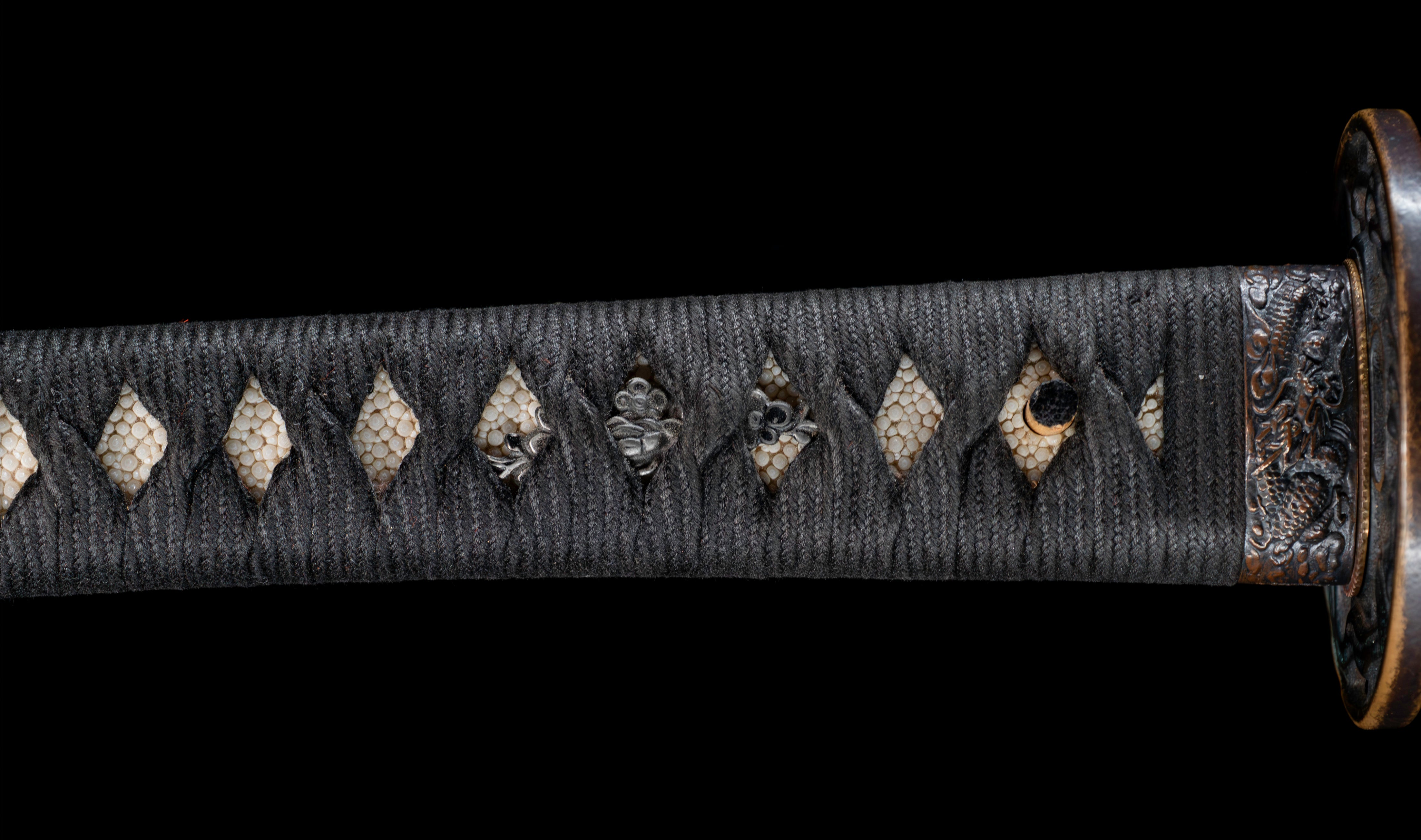 Antique Japanese Katana: Ubu Nakago, Hoso-Suguha, Genji Wheel Tsuba — 35 of 39