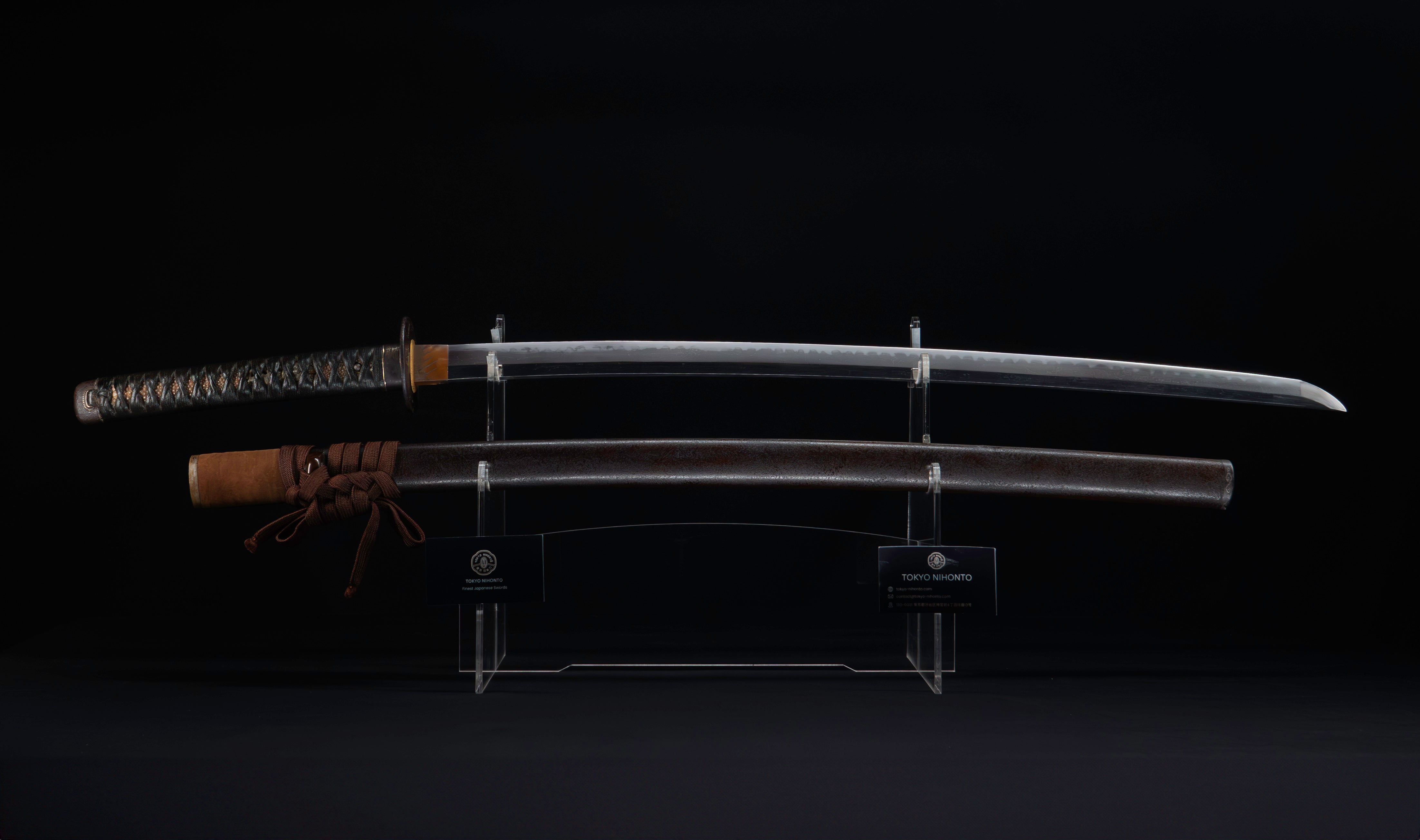 Antique Japanese Katana: Gunome Hamon, Higo Iron Fittings, Leather Tsukamaki — 2 of 41