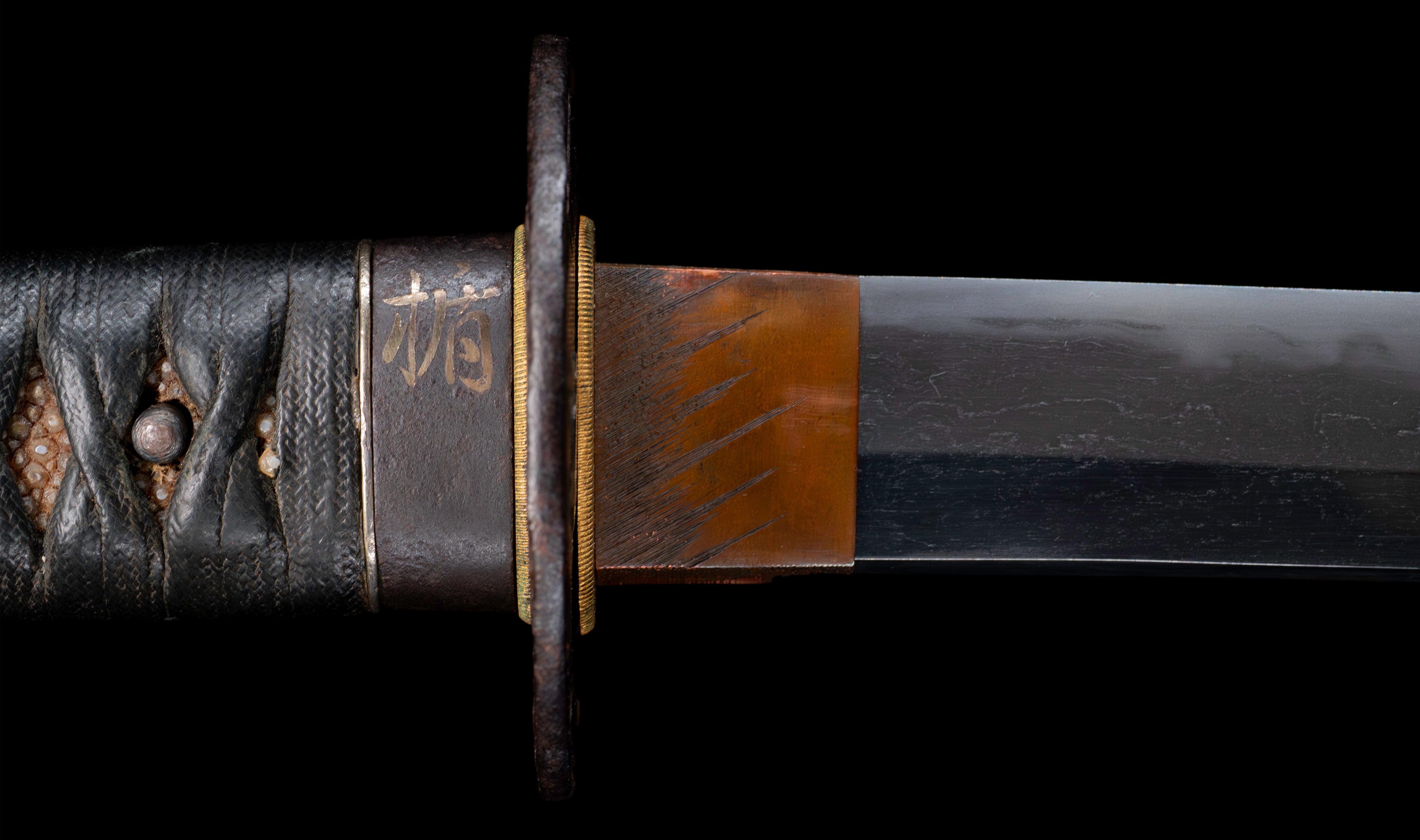 Antique Japanese Katana: Gunome Hamon, Higo Iron Fittings, Leather Tsukamaki — 25 of 41
