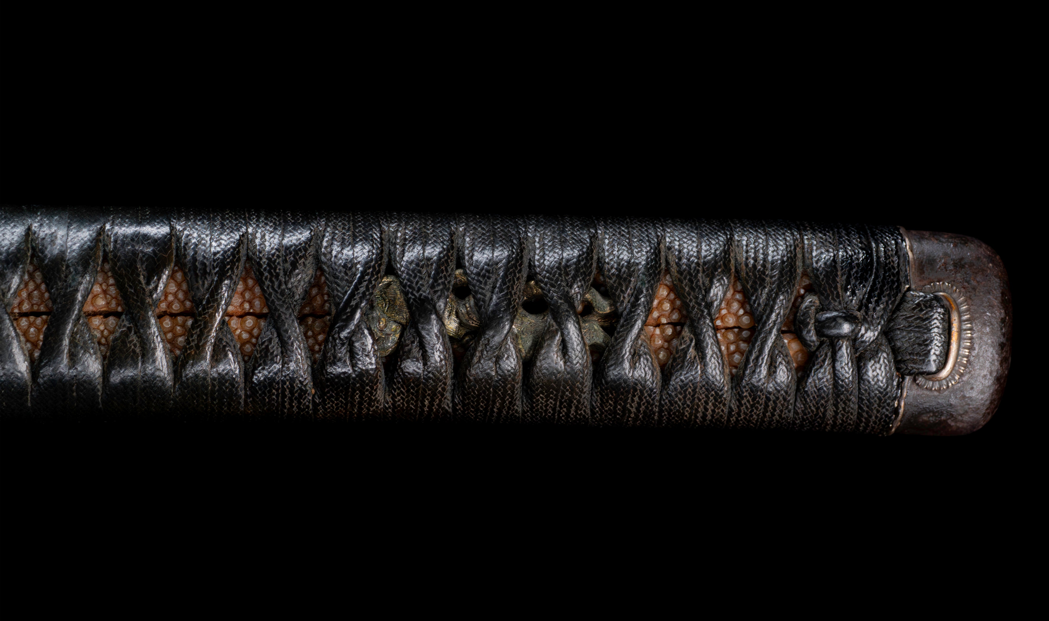 Antique Japanese Katana: Gunome Hamon, Higo Iron Fittings, Leather Tsukamaki — 28 of 41