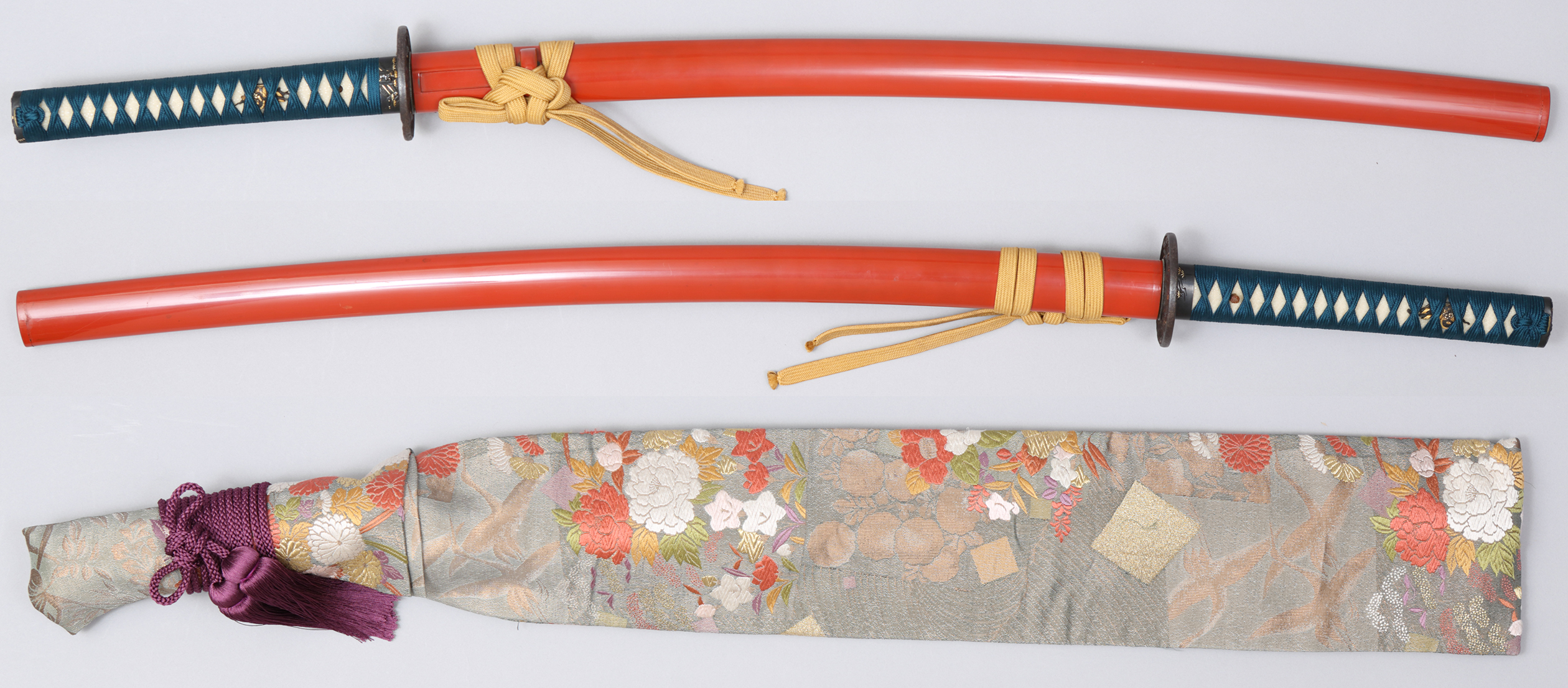 Red Lacquered Scabbard Katana Koshirae — 1 of 3