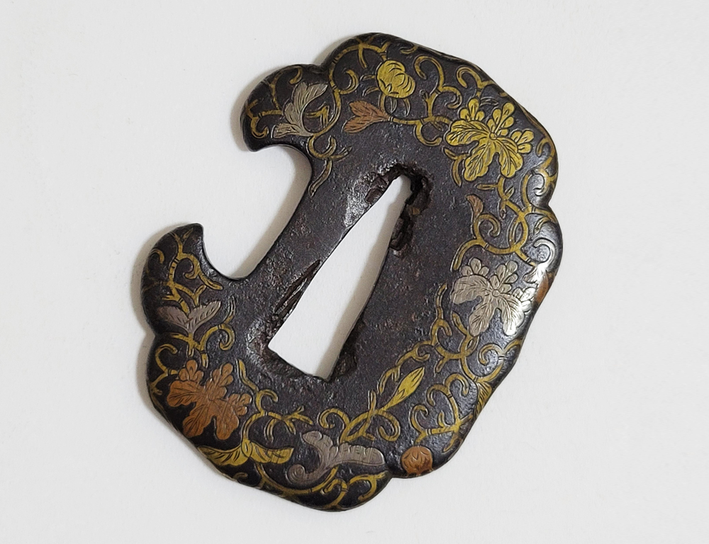 Tsuba: Paulownia and Arabesque Design, Mumei (Yoshirō) — 4 of 12