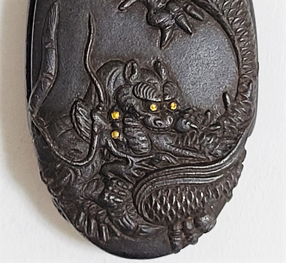 Fuchi-Kashira: Dragon and Tiger Design — 17 of 19