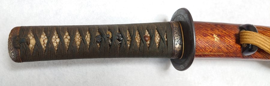Gold-Brown Lacquered Scabbard Uchigatana Wakizashi Koshirae — 4 of 6
