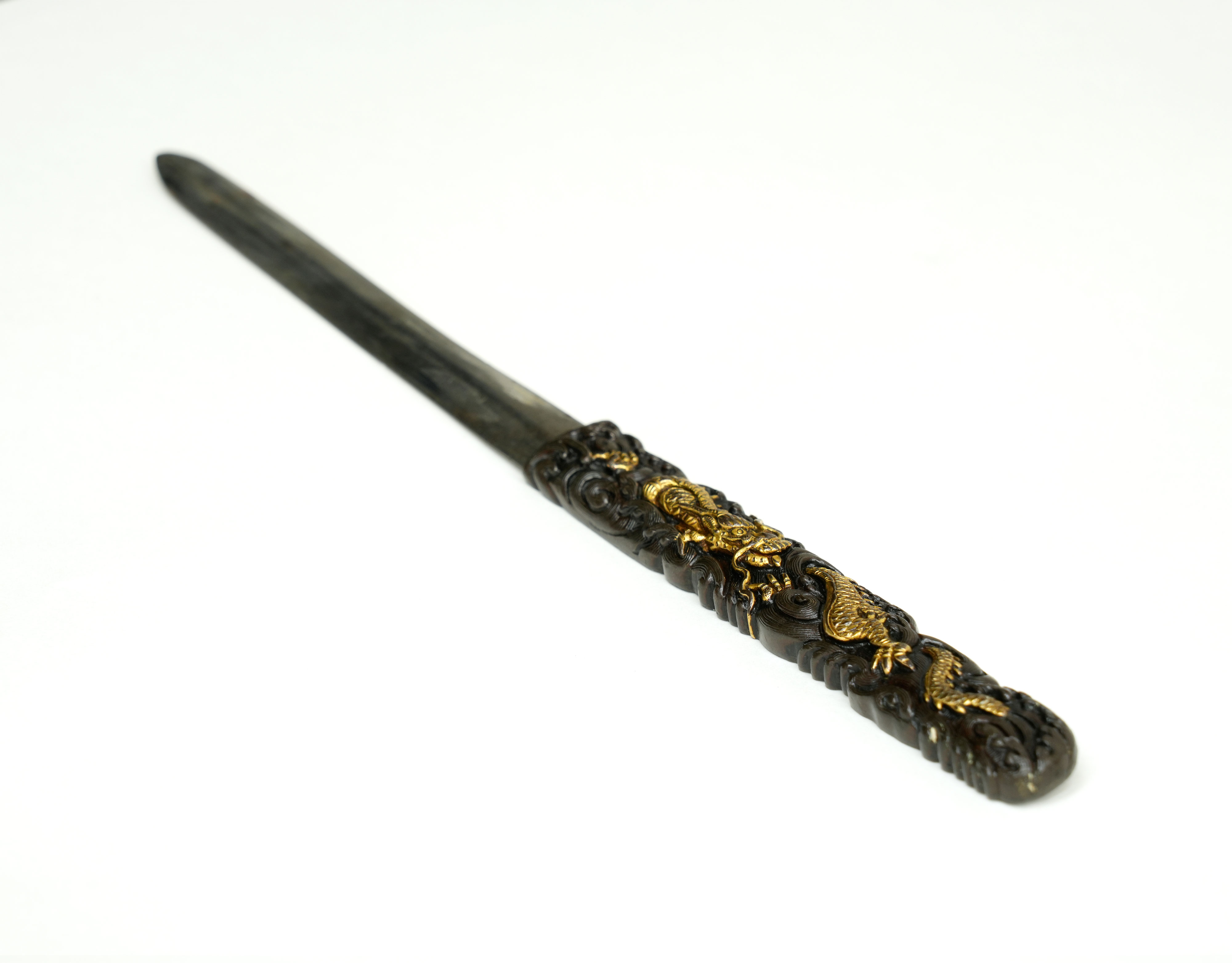 Kozuka with Namihashiriryu (Dragon in Waves) Design (with Umahari) - Mumei — 6 of 12