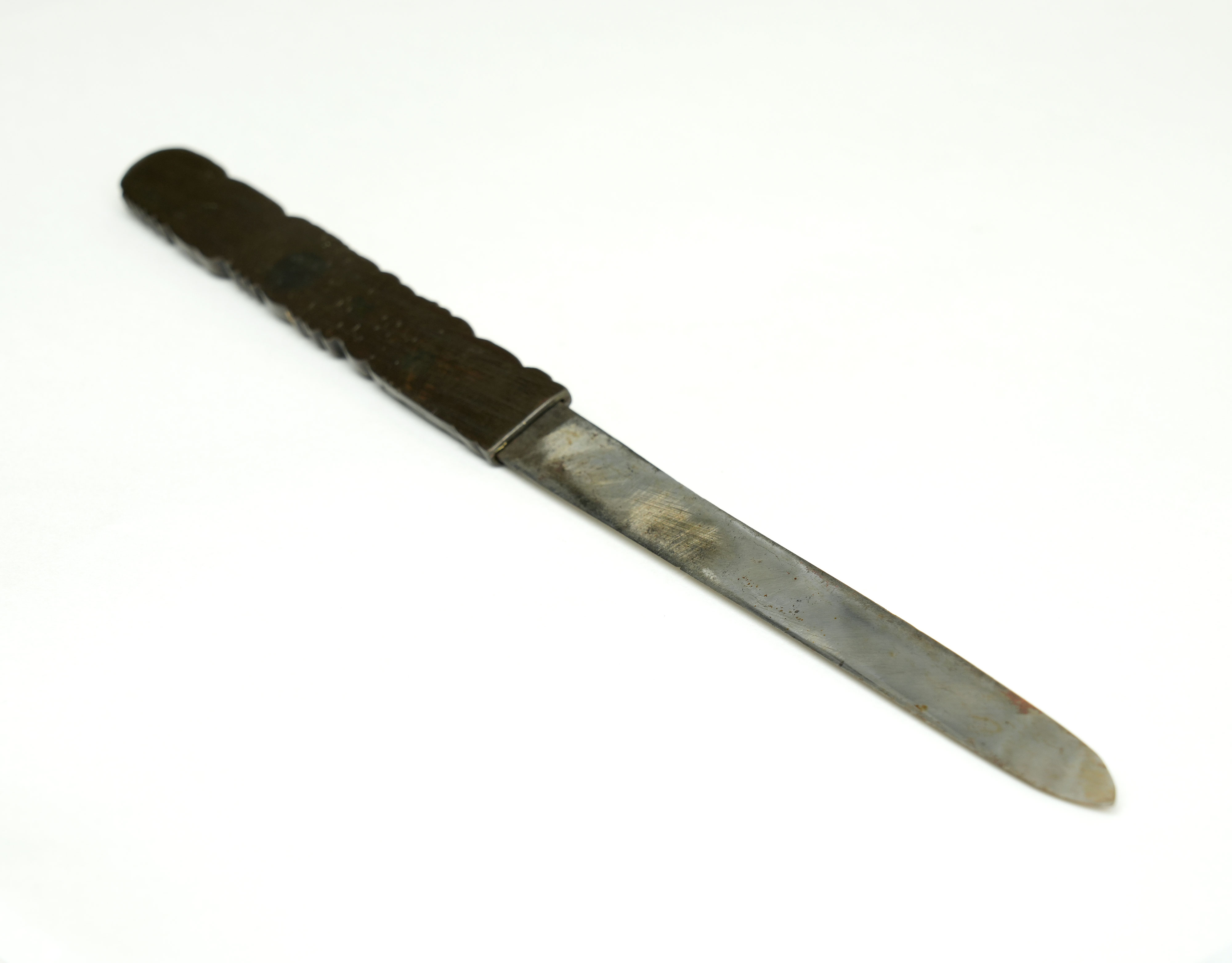 Kozuka with Namihashiriryu (Dragon in Waves) Design (with Umahari) - Mumei — 12 of 12