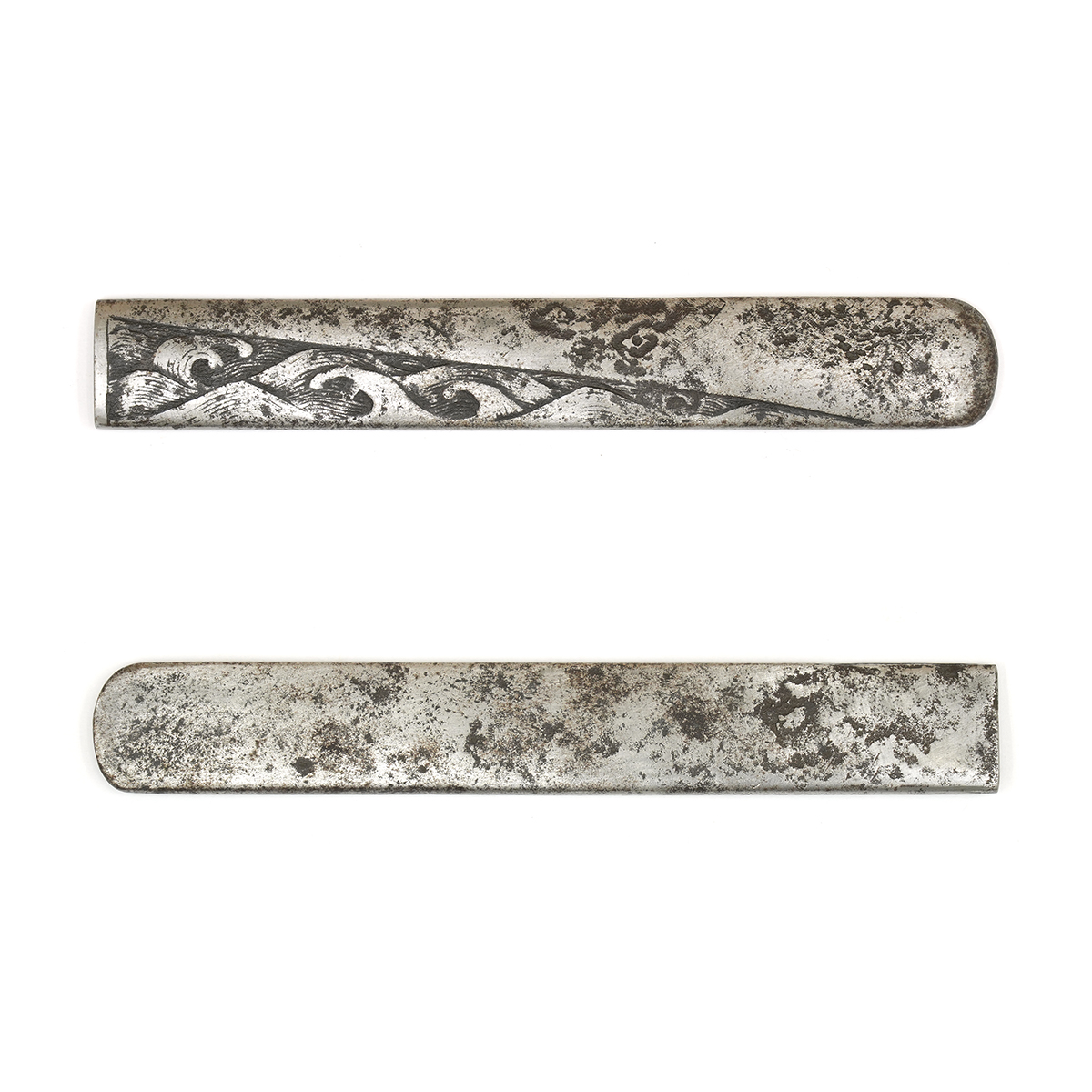 Kozuka with Waves Design, Mumei — 1 of 4