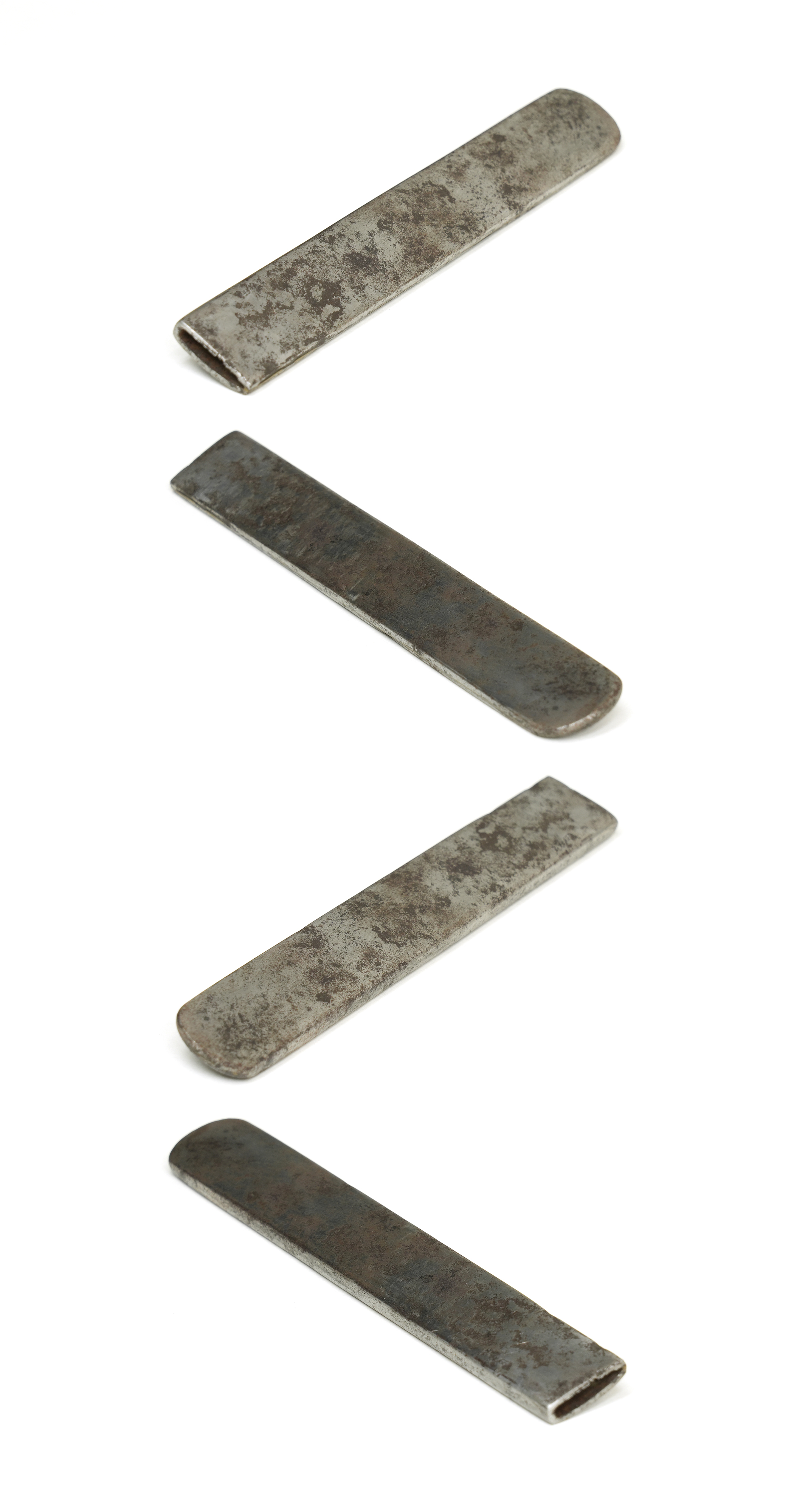 Kozuka with Waves Design, Mumei — 4 of 4