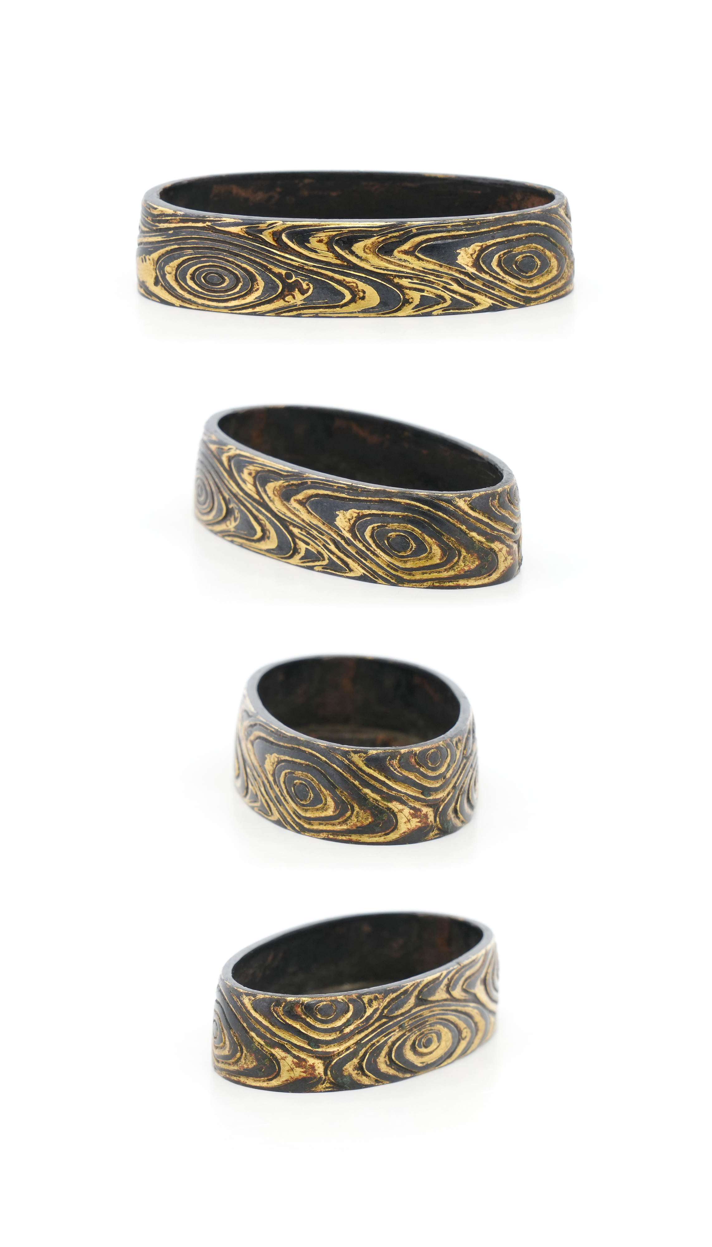 Fuchi-Kashira with Wood Grain Design, Mumei — 8 of 9