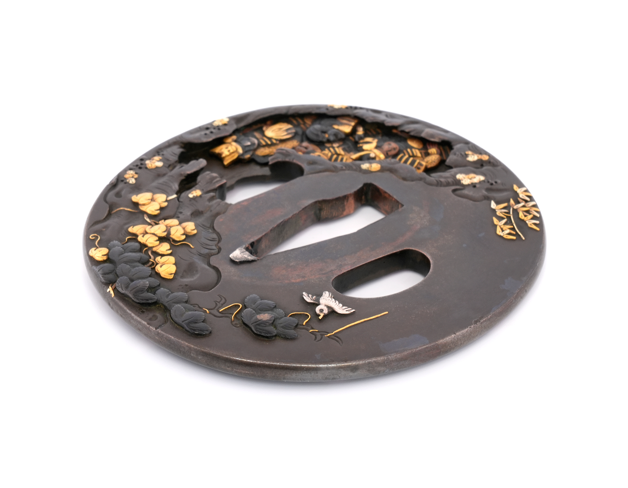 Tsuba: Ishibashiyama Kassen-zu by Yoshimichi — 12 of 21