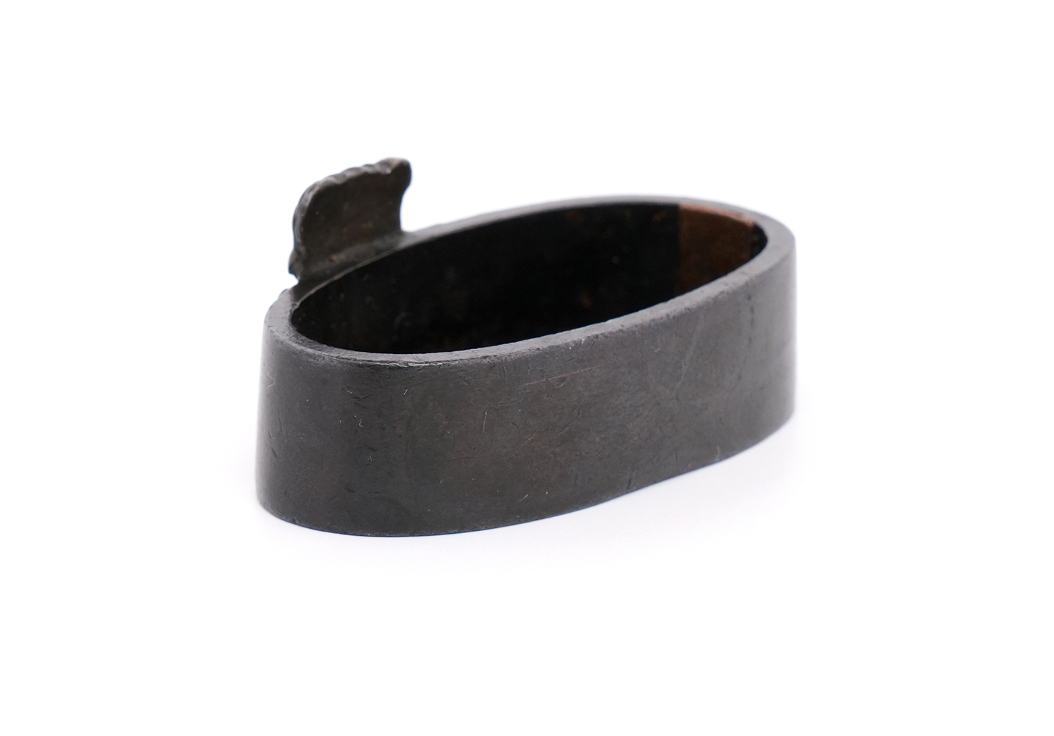 Fuchi-Kashira: Soju - Hanshan and Shide Design — 9 of 17