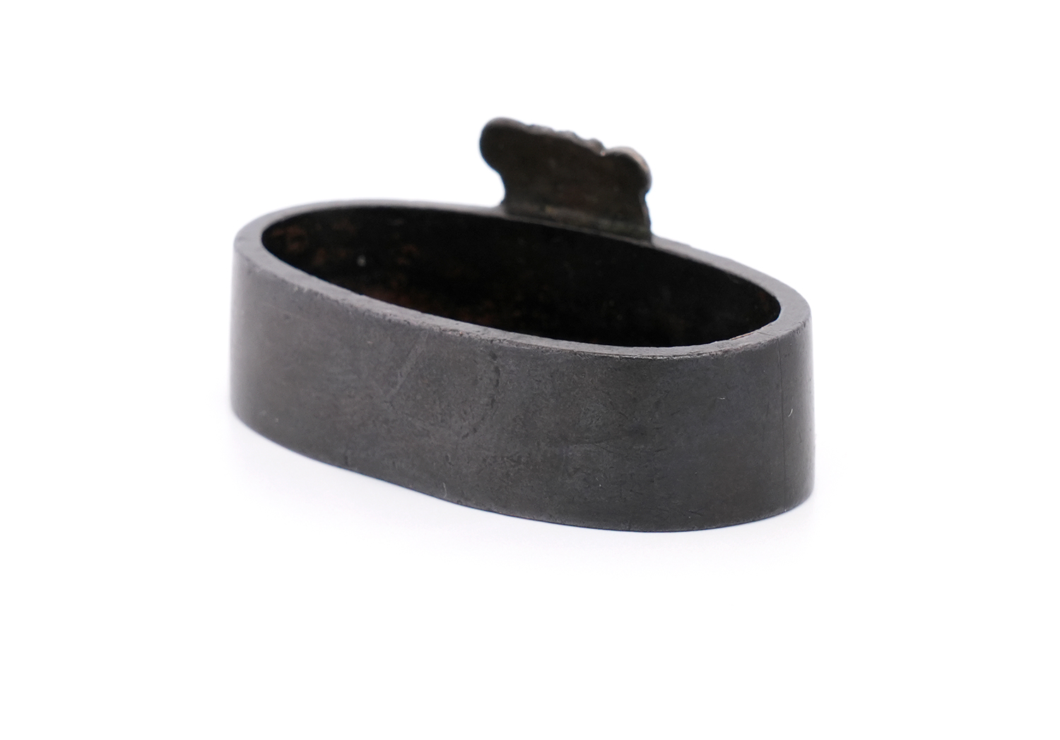 Fuchi-Kashira: Soju - Hanshan and Shide Design — 11 of 17