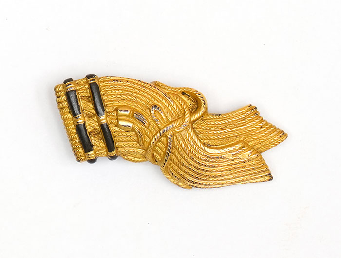 Menuki: Rope Noren Design, Mumei — 3 of 4