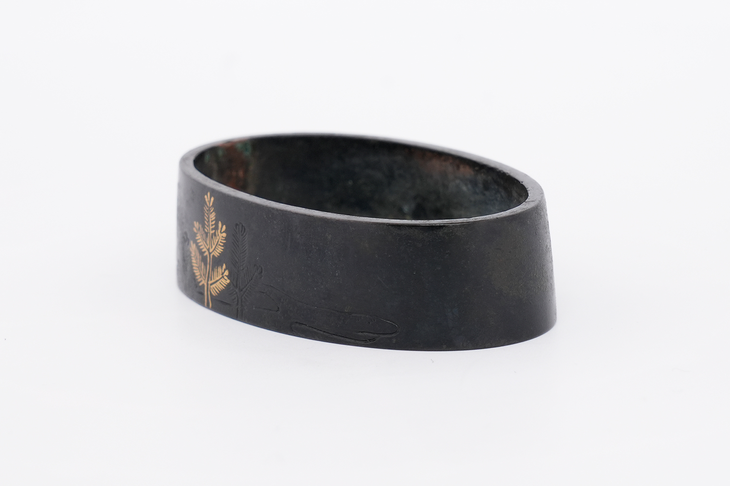 Fuchi Kashira: Pine Tree Design, Mumei — 4 of 10