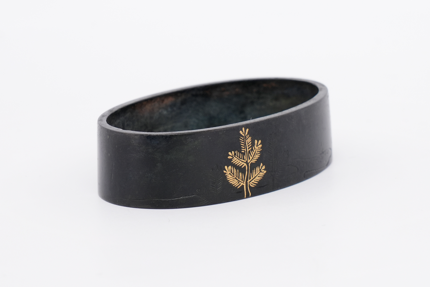 Fuchi Kashira: Pine Tree Design, Mumei — 10 of 10