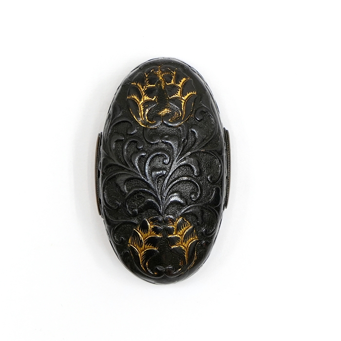 Fuchi with Arabesque and Japanese Ginger Crest, Mumei — 3 of 12
