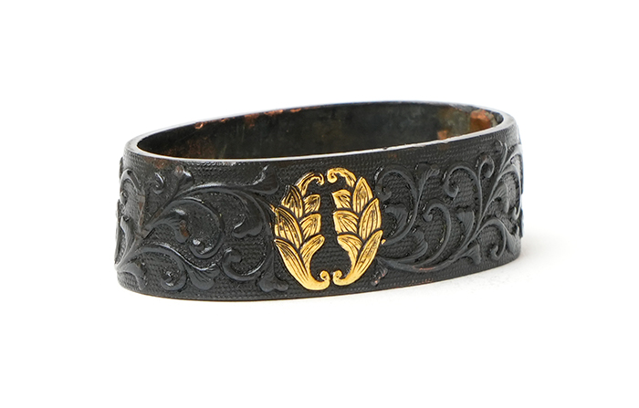 Fuchi with Arabesque and Japanese Ginger Crest, Mumei — 9 of 12