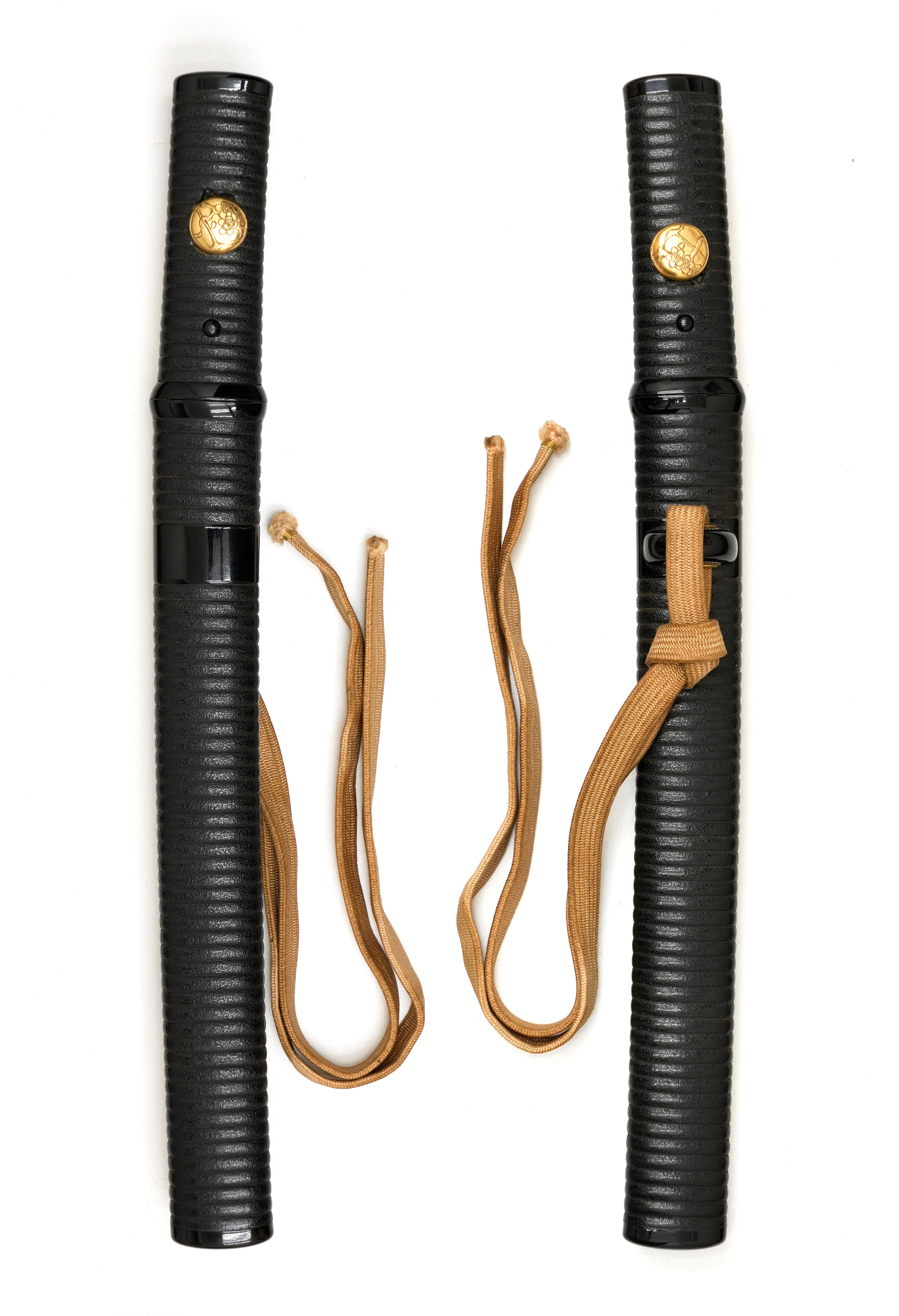 Black Wrinkled Leather Lacquered Sendankizami Saya Aikuchi Tanto Koshirae - 18-024 — 3 of 8