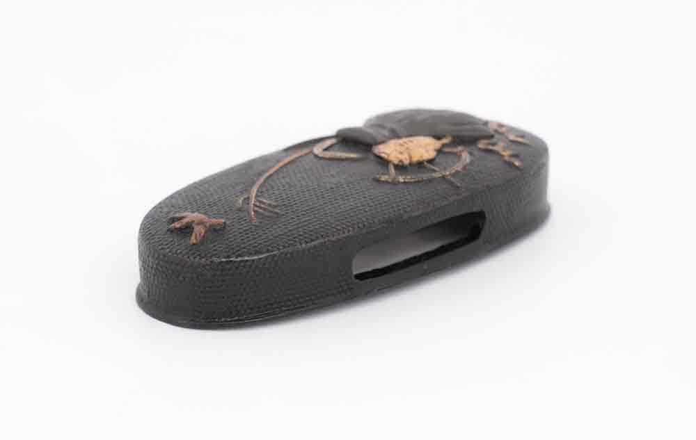 Fuchi-Kashira: Iwamoto Konkan - Straw Drying Design — 8 of 17