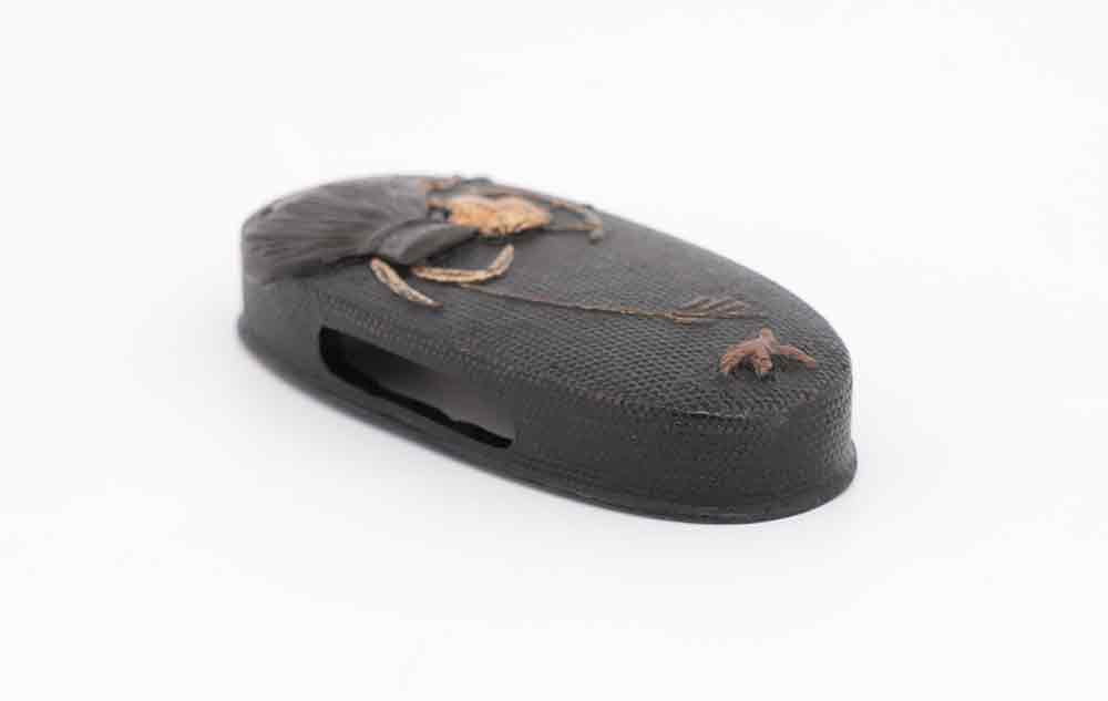 Fuchi-Kashira: Iwamoto Konkan - Straw Drying Design — 9 of 17