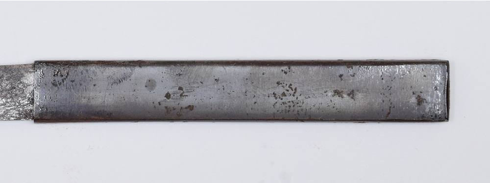 Kozuka with Circle, Three Stars, and Single Line Crest (with Spearhead) - Mumei — 4 of 6