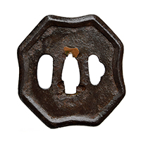 Shikaku Sumikiri Mumei Tsuba 12-947 — 1 of 3