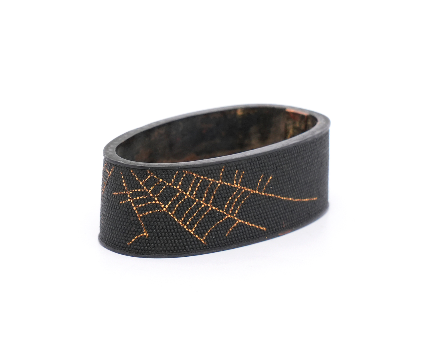 Fuchi-Kashira: Spiderweb, Kachimushi, and Bat Design, Mumei — 8 of 13
