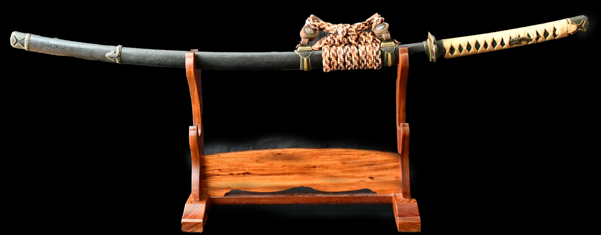 Tachi Koshirae: Silhouette Flower Scabbard — 1 of 8