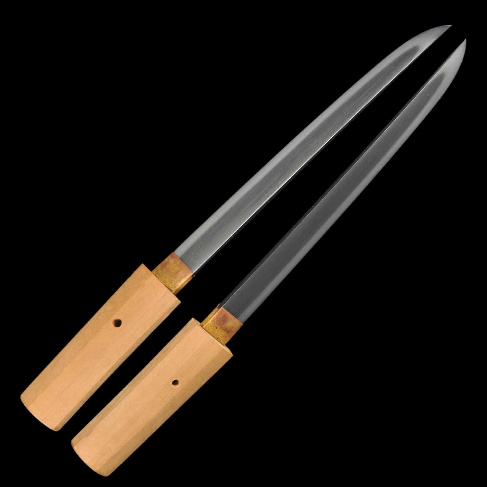 Authentic Shinto Era Tanto for Sale - Mumei - Tozando — 1 of 8