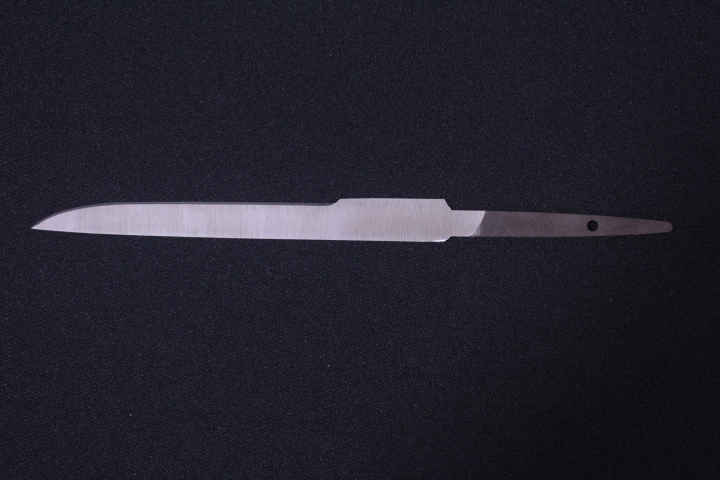 Kogatana: Senko Muramasa - Blade with Hamon and Hada Pattern (one side only), Blade Length approx. 12cm (unsharpened) - Steel Material, Realistic Hamon, Modern Decorative Kogatana Muramasa — 4 of 4