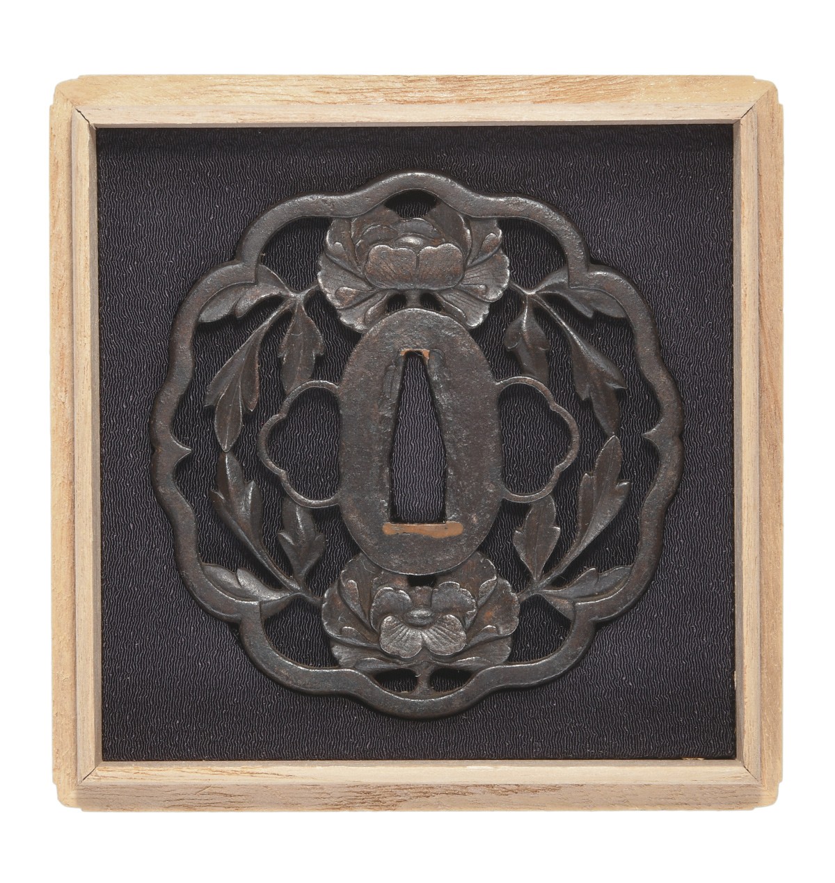 Tsuba: Mumei Choshu Botan-sukashi-Tsuba — 4 of 15